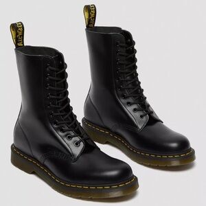 Dr. Martens 1490 Smooth Leather Mid - Calf Boots (Black)